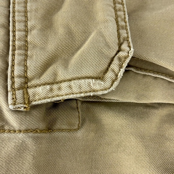 Old Navy Men's Distressed Cargo Shorts Khaki Tan Size 34 - Picture 12 of 15